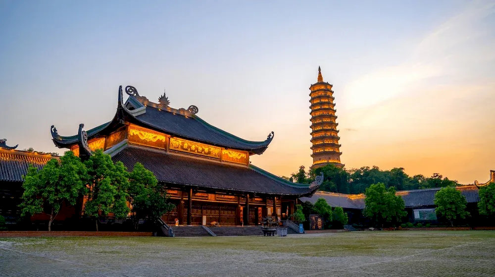 /sitecore/media library/SEO-images/2025 SEO/Traffic TA/MB/Hoa Lu ancient capital/bai-dinh-pagoda